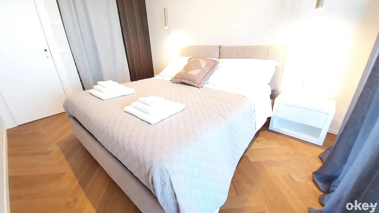 Seven Seas Luxury Apartments - Bari San Girolamo 0*,